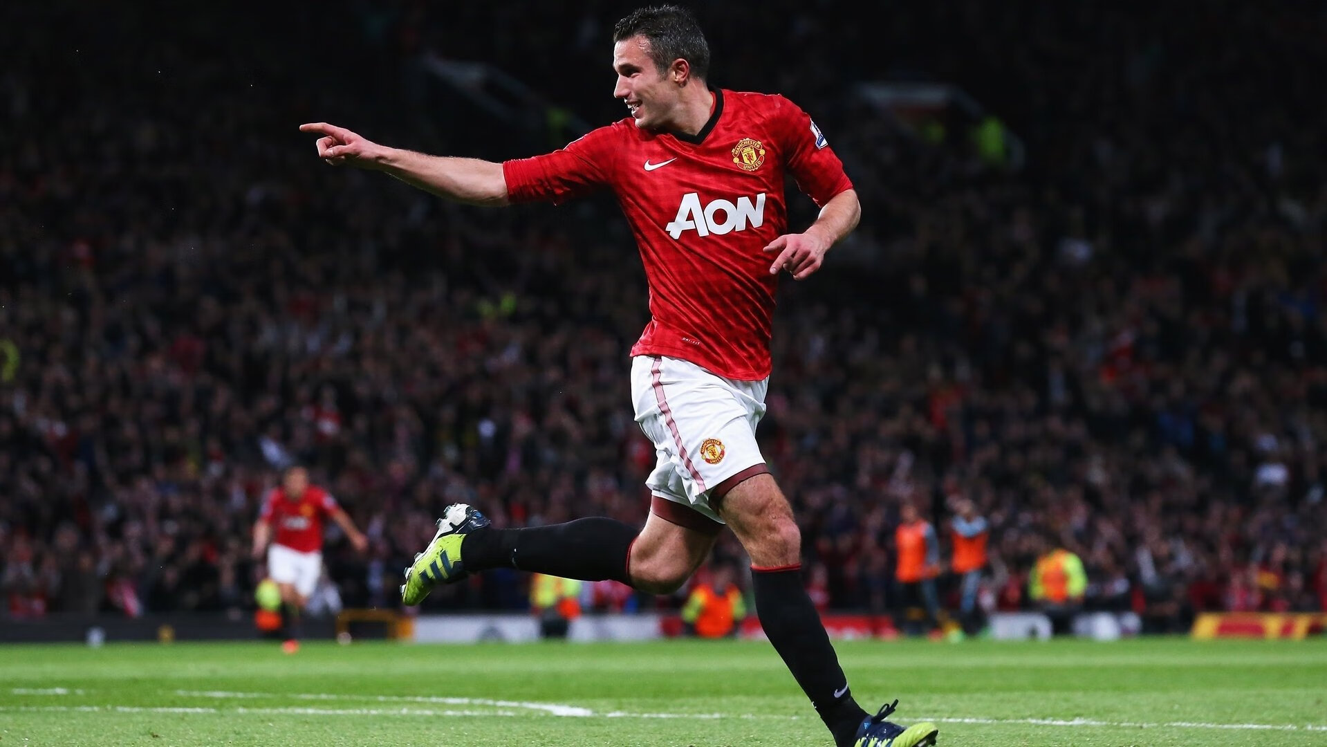 桑乔加盟曼城，英超顶级转会引发关注